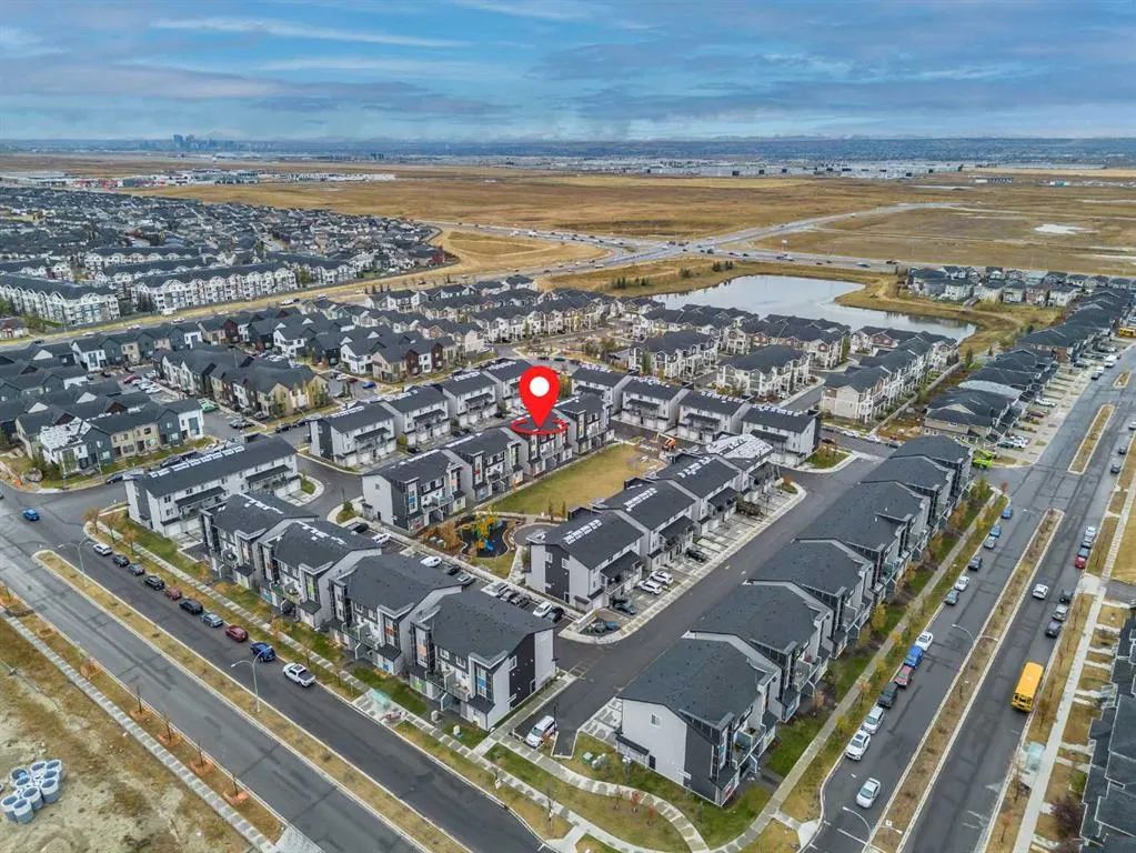 130 Redstone Walk NE, #203
