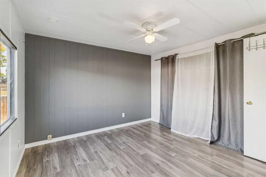 12 Spring Haven Road SE
