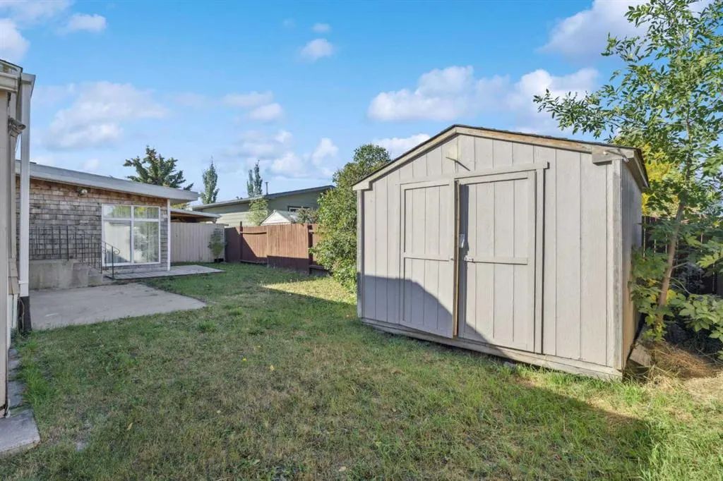 12 Spring Haven Road SE