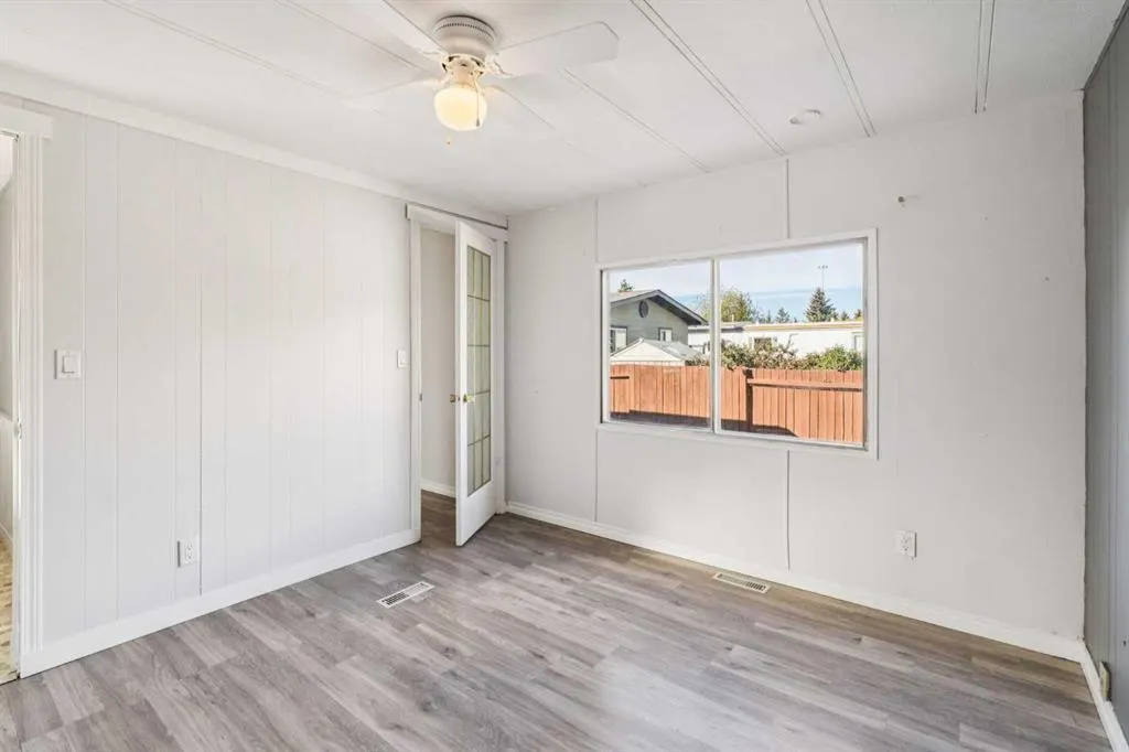 12 Spring Haven Road SE
