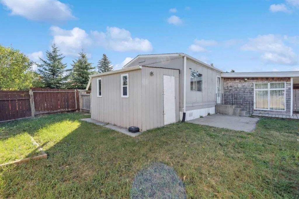 12 Spring Haven Road SE