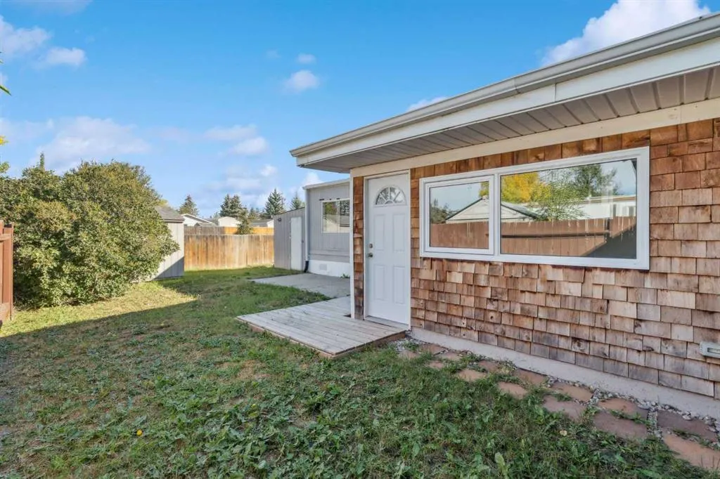 12 Spring Haven Road SE