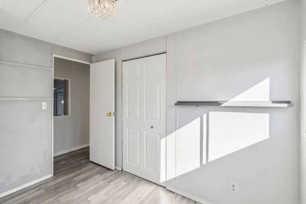 12 Spring Haven Road SE