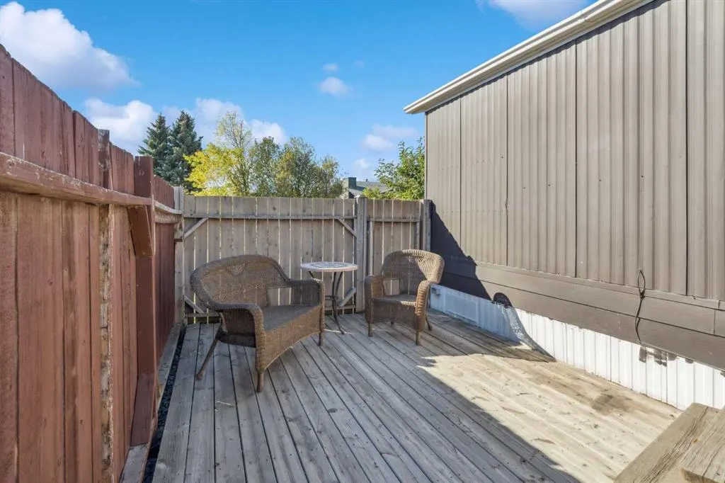 12 Spring Haven Road SE