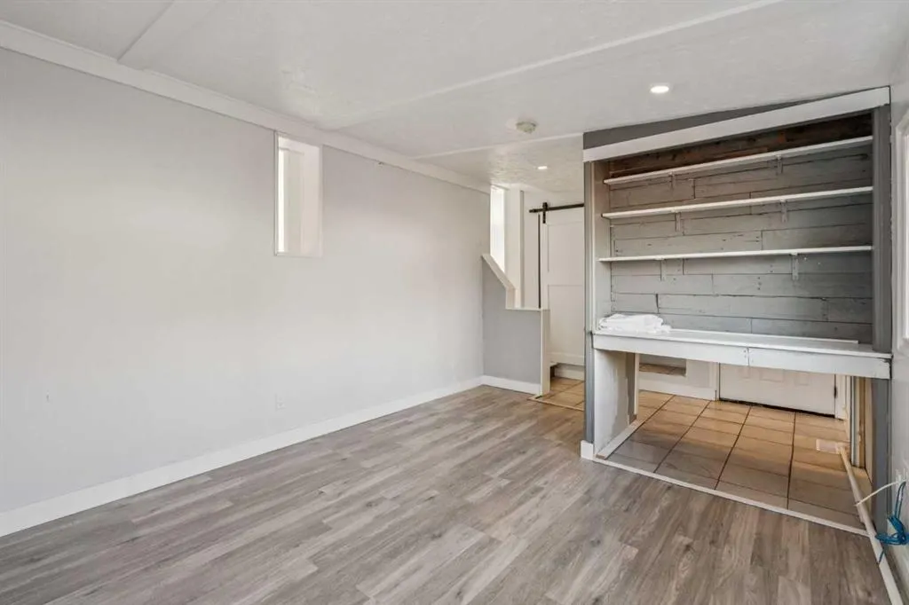 12 Spring Haven Road SE