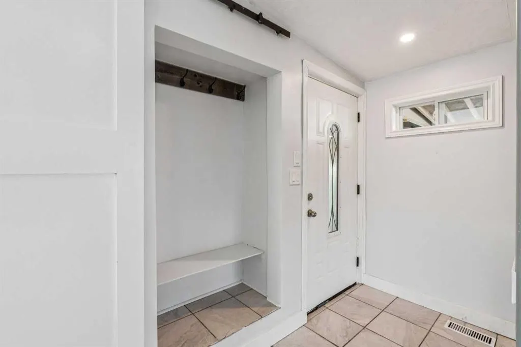 12 Spring Haven Road SE
