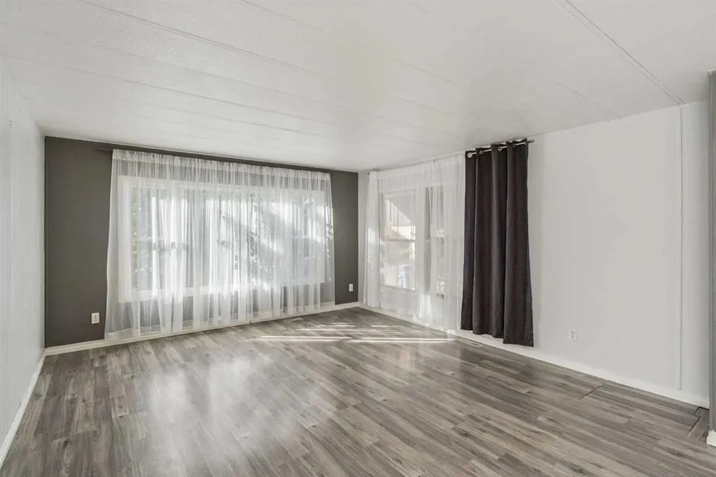 12 Spring Haven Road SE