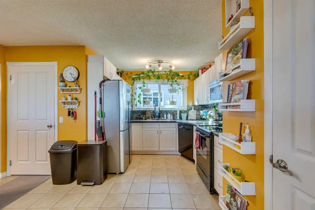 280 Deercliff Road SE