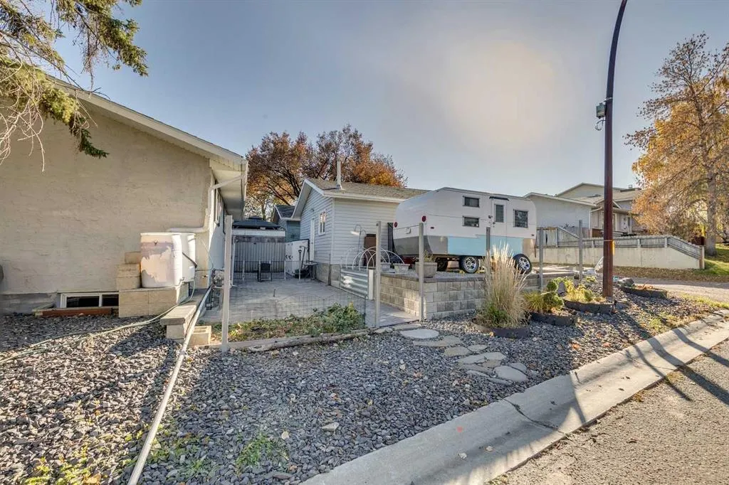 280 Deercliff Road SE