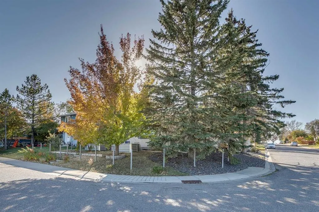 280 Deercliff Road SE