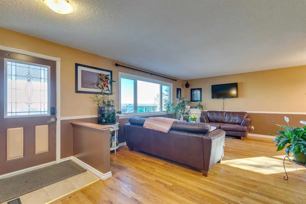280 Deercliff Road SE