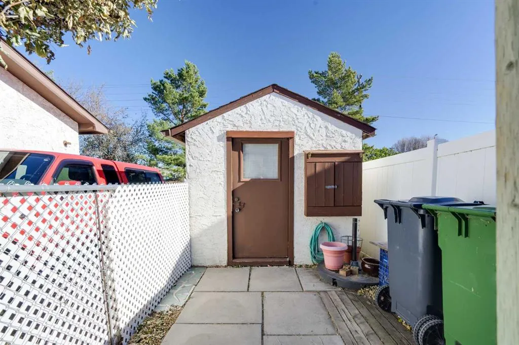 55 Mclevin Crescent