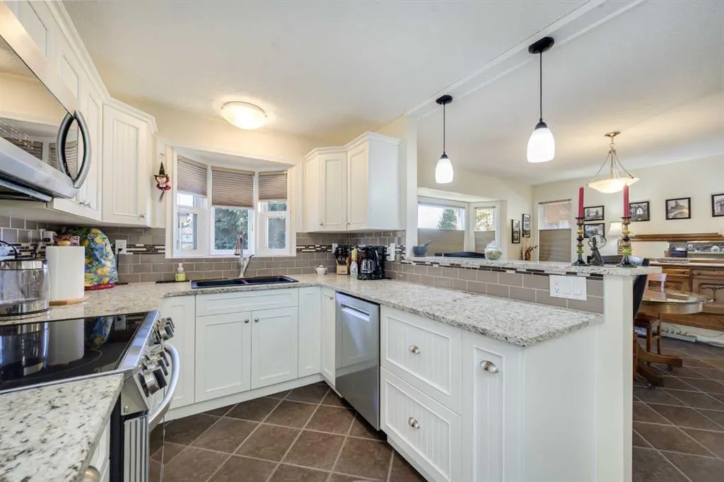 55 Mclevin Crescent