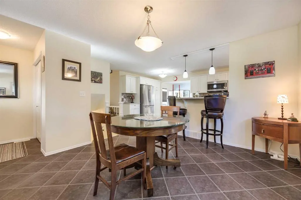 55 Mclevin Crescent