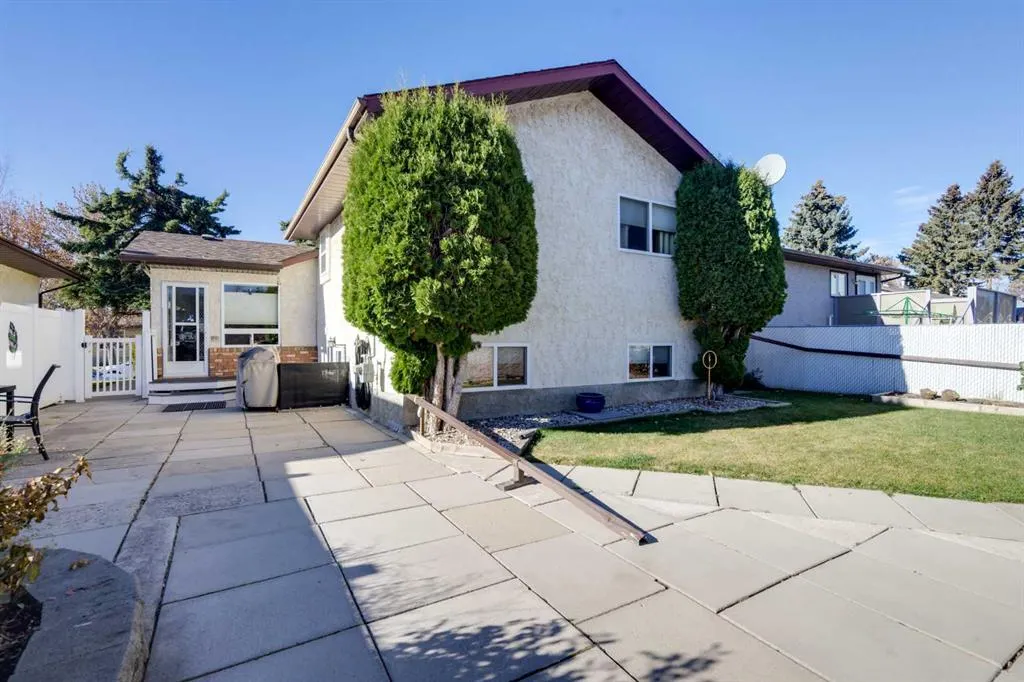 55 Mclevin Crescent