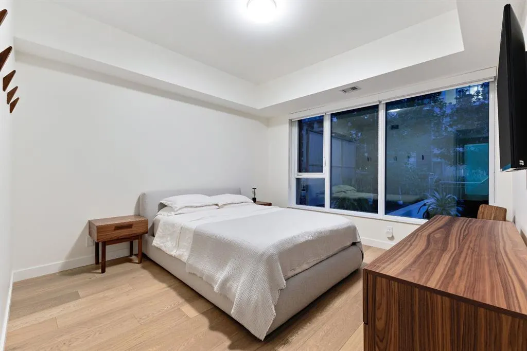 128 Waterfront Court SW, #104