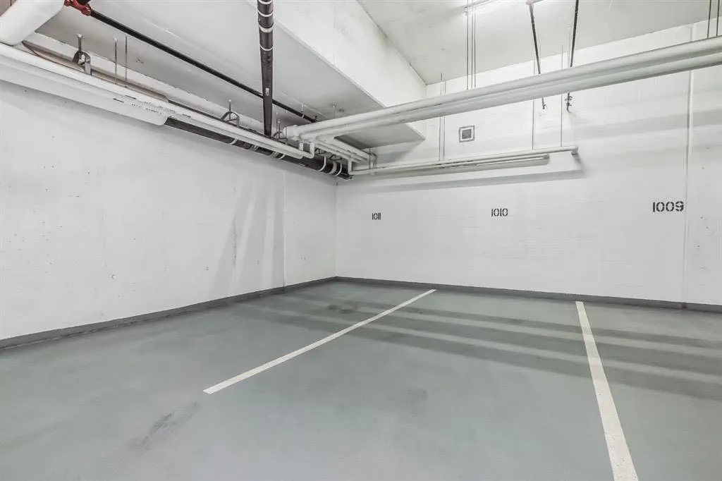 128 Waterfront Court SW, #104