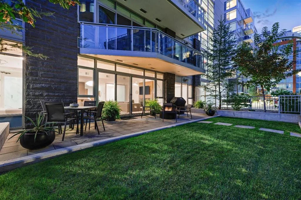 128 Waterfront Court SW, #104