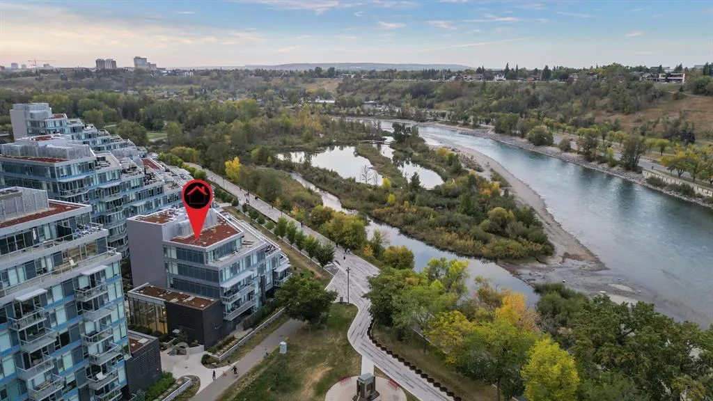 128 Waterfront Court SW, #104