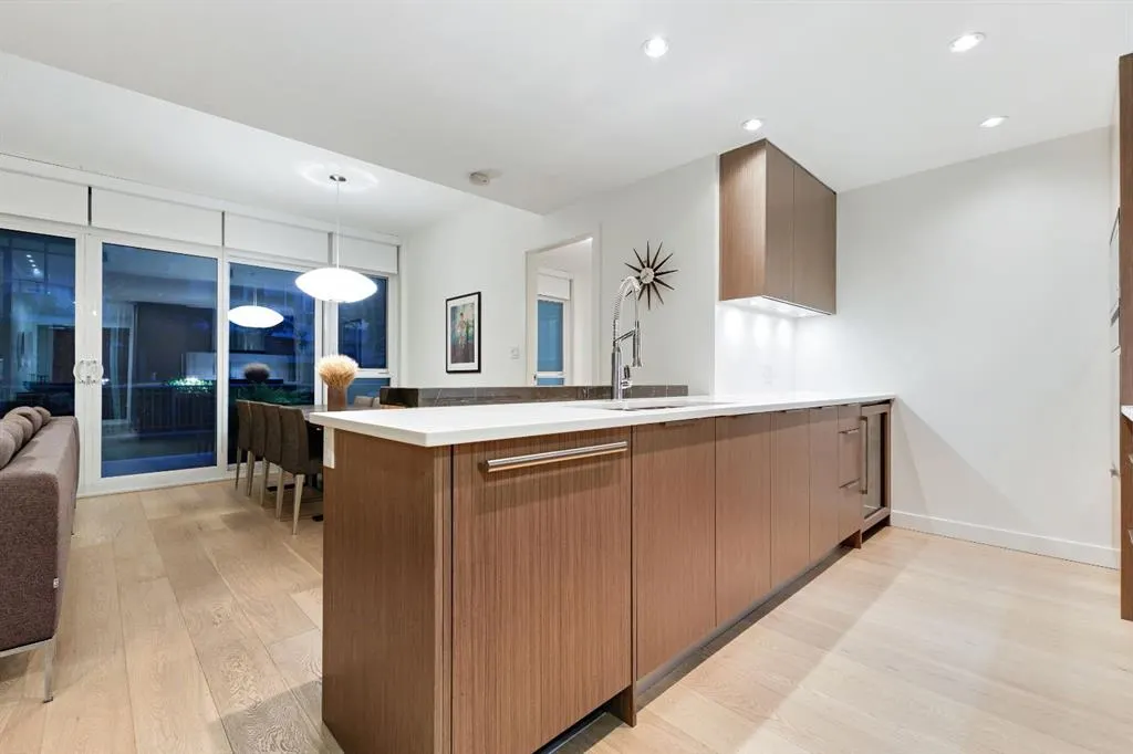 128 Waterfront Court SW, #104