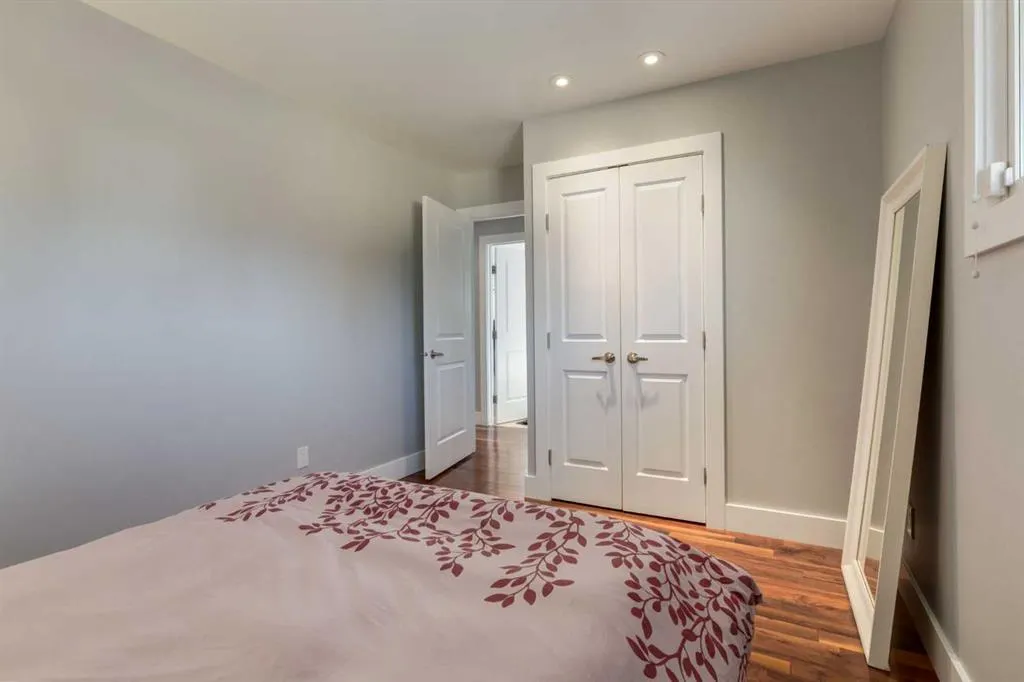 32 Calandar Road NW