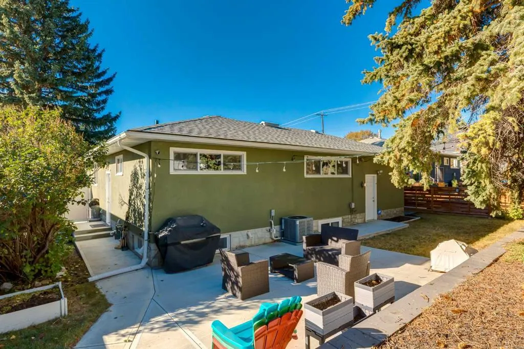 32 Calandar Road NW