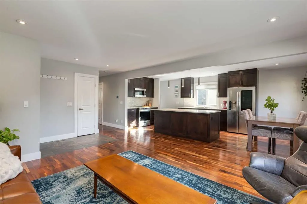 32 Calandar Road NW