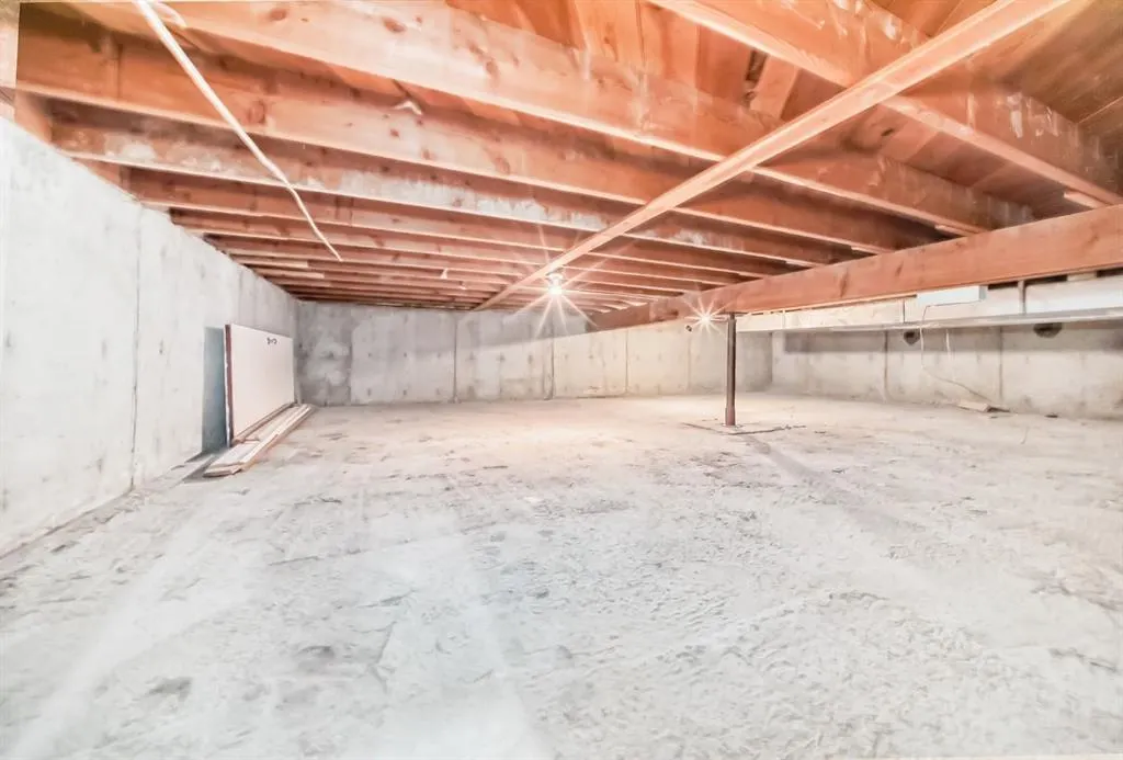 129 Glenpatrick Drive SW