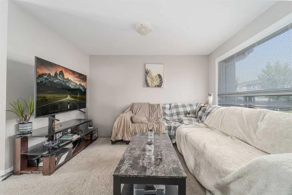 221 Silkstone Road W, #5
