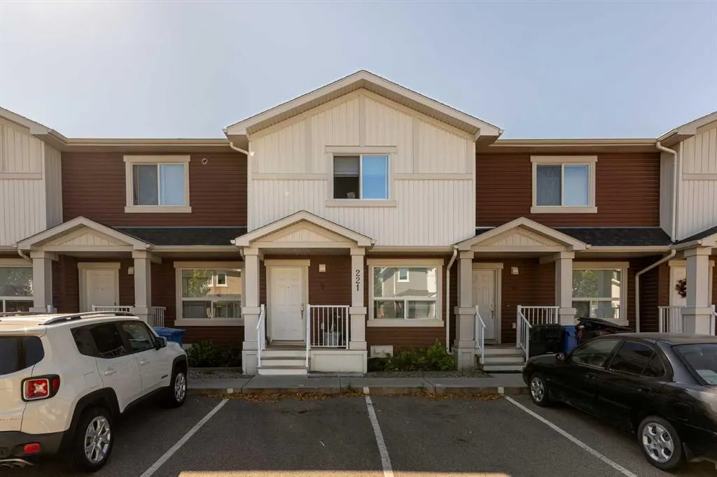 221 Silkstone Road W, #5