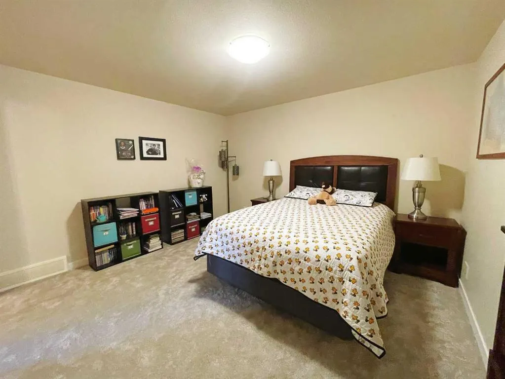 534 Canyon Cove W
