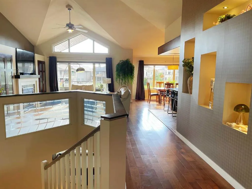 534 Canyon Cove W