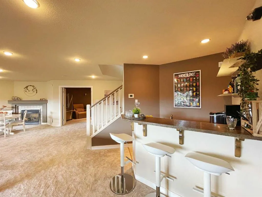 534 Canyon Cove W