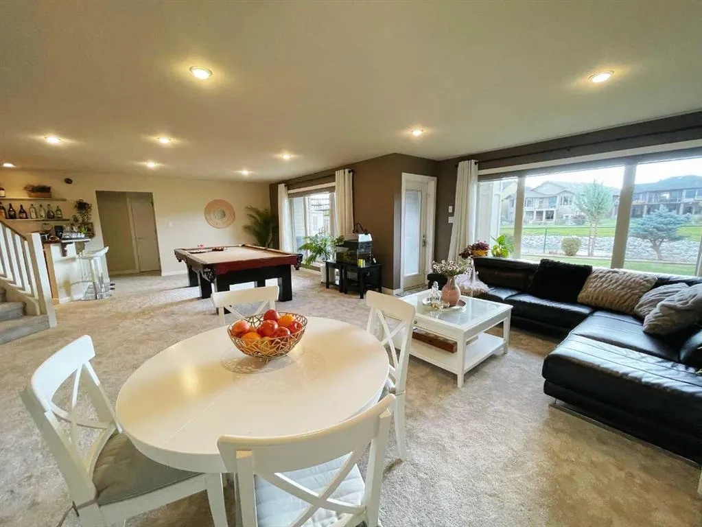 534 Canyon Cove W