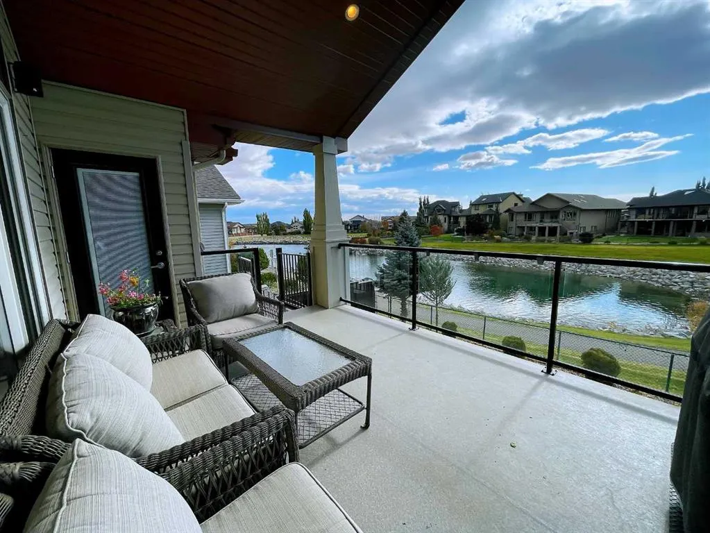 534 Canyon Cove W