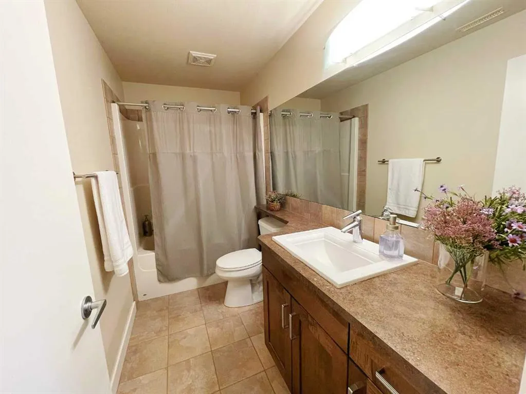 534 Canyon Cove W