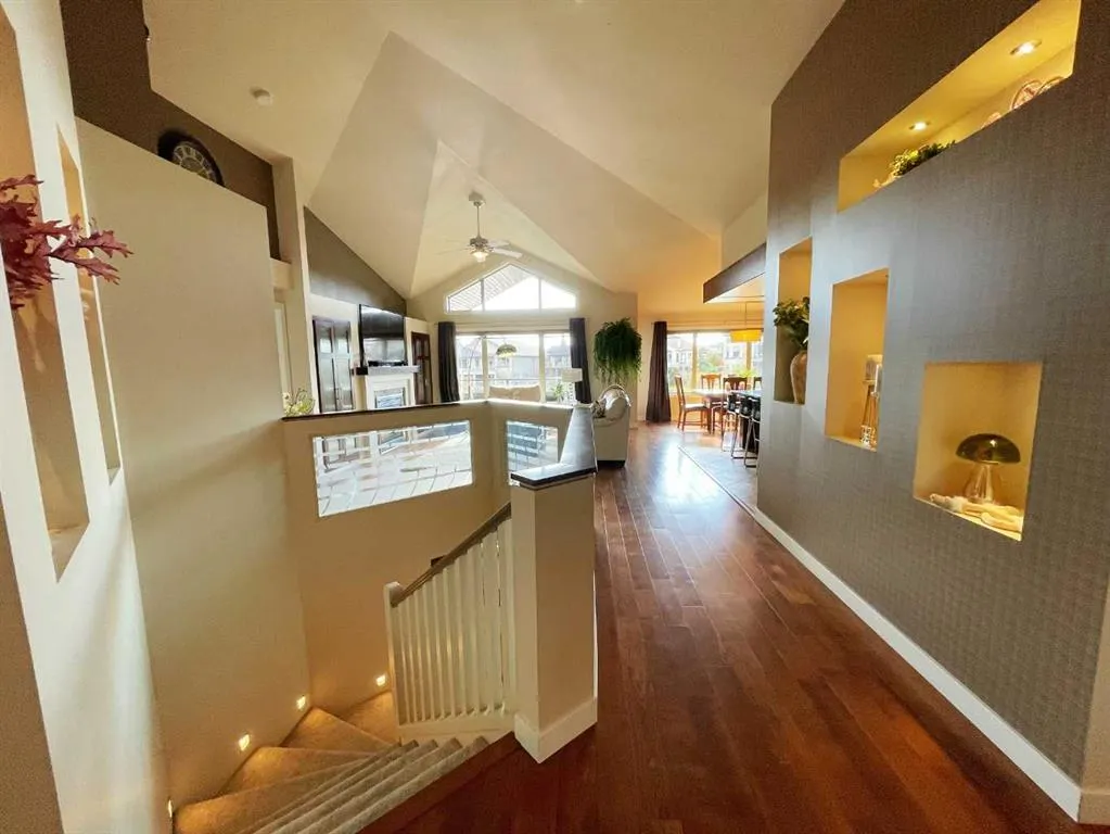 534 Canyon Cove W