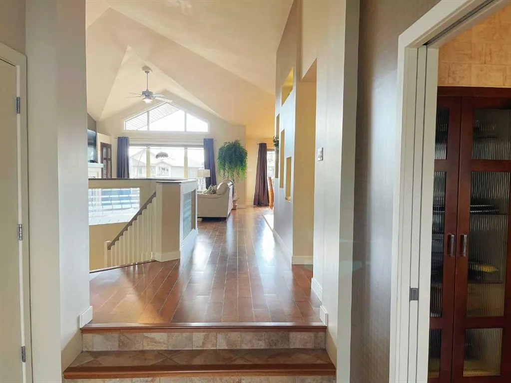 534 Canyon Cove W