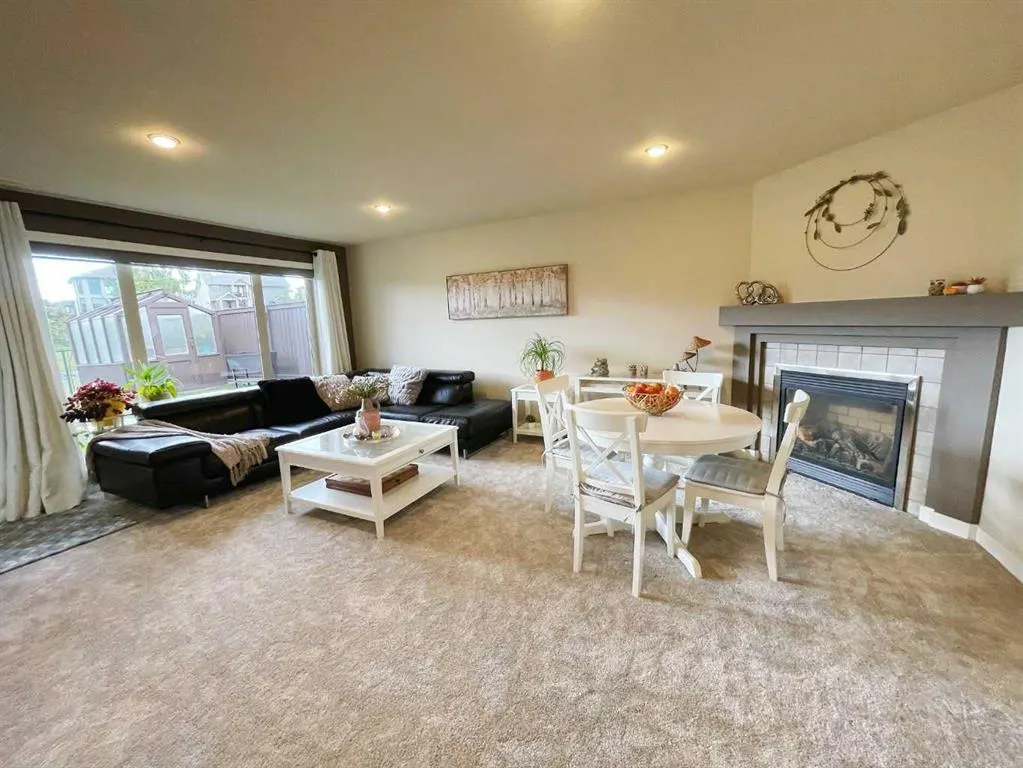 534 Canyon Cove W