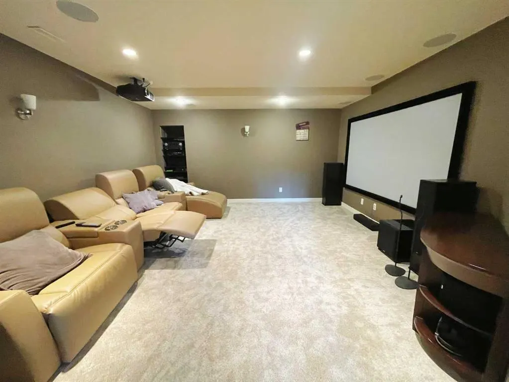 534 Canyon Cove W