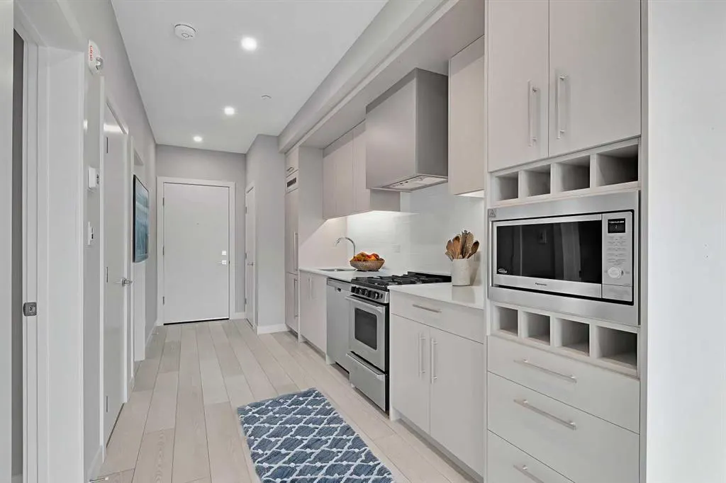 8230 Broadcast Avenue SW, #516