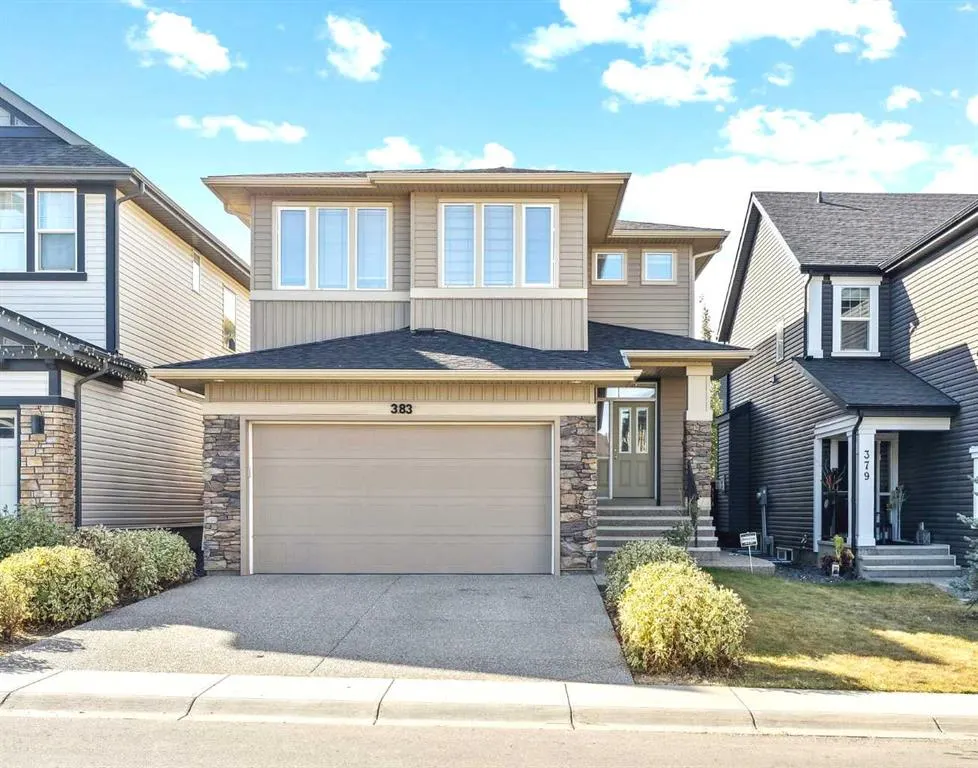 383 Evansglen Drive NW