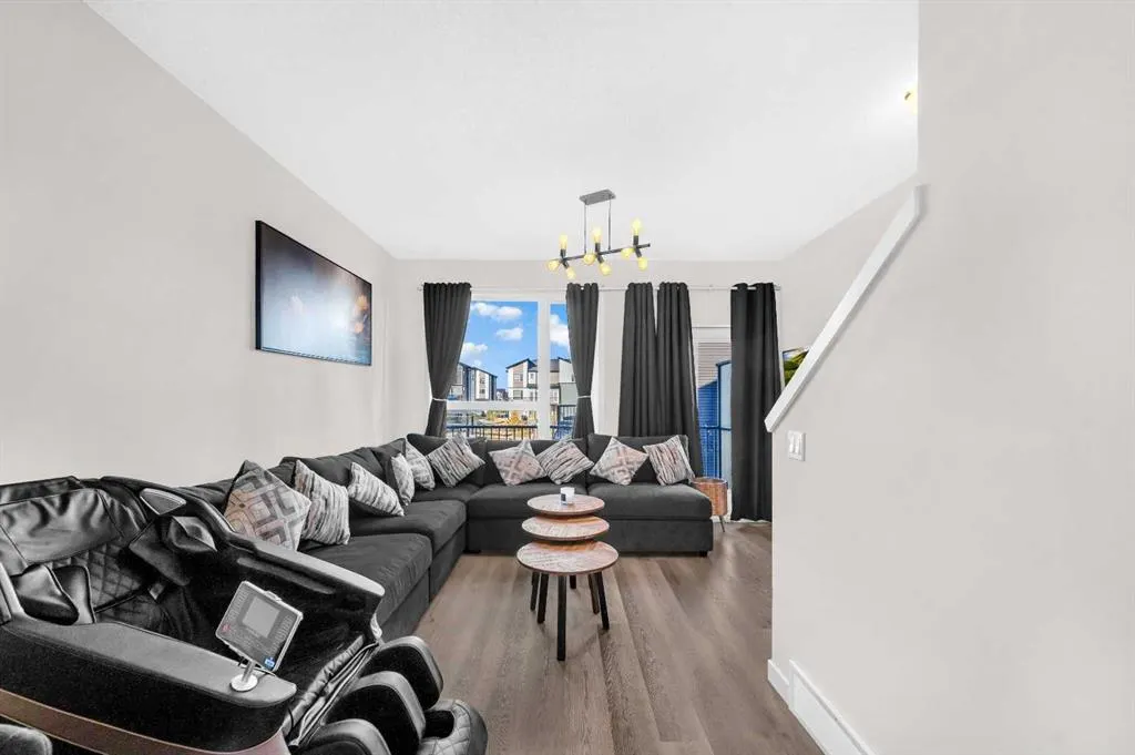 301 Redstone Boulevard NE, #136