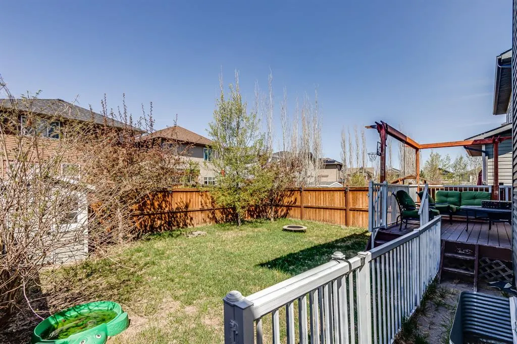 425 Auburn Bay Drive SE