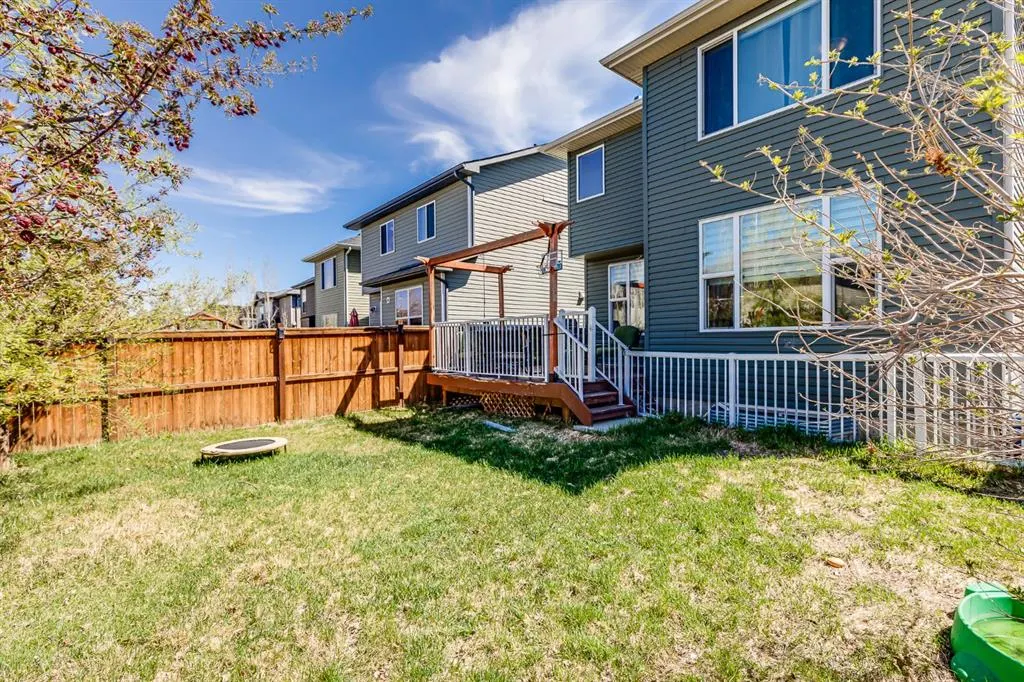 425 Auburn Bay Drive SE