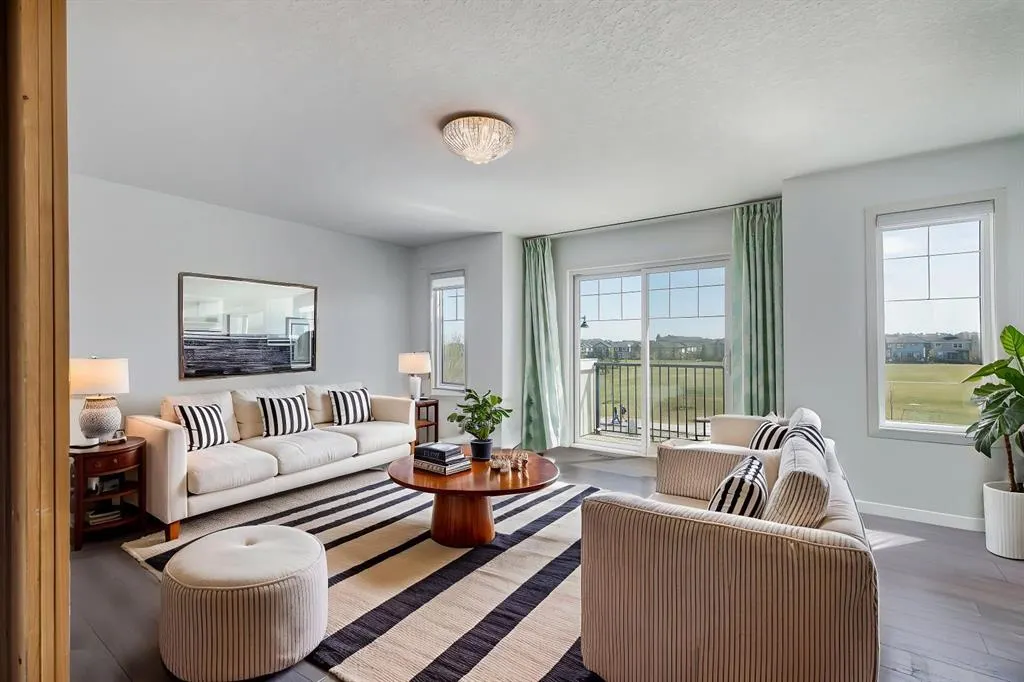 425 Auburn Bay Drive SE