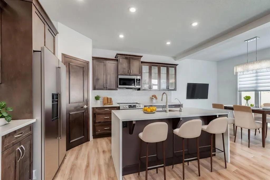 425 Auburn Bay Drive SE
