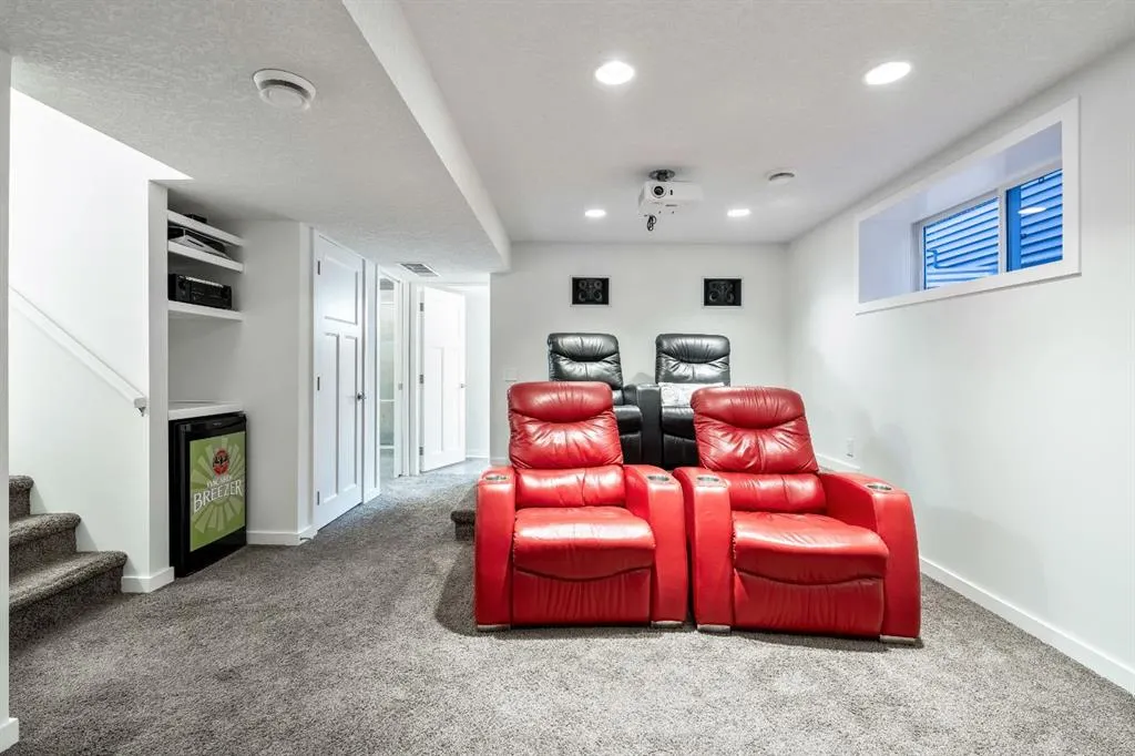 773 River Heights Crescent