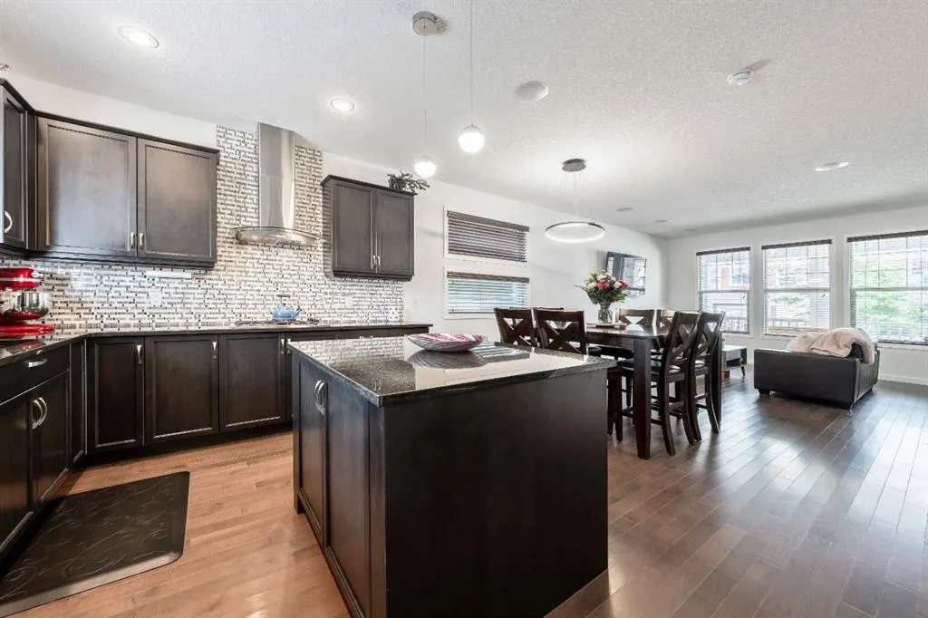 773 River Heights Crescent