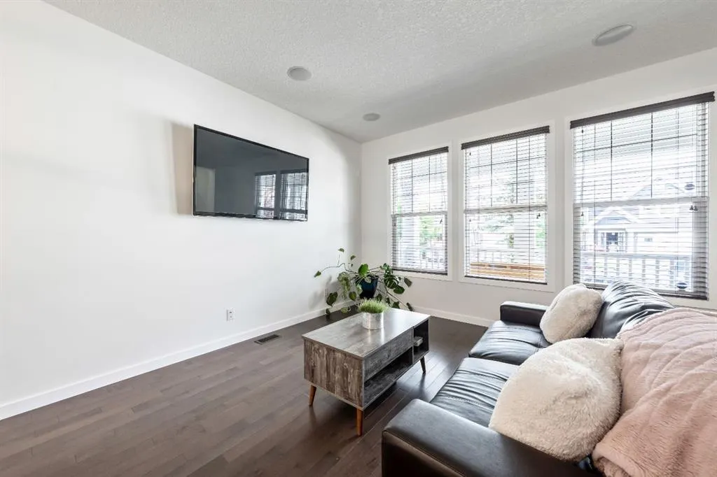 773 River Heights Crescent